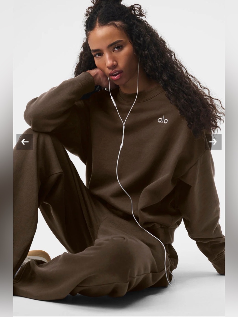 Alo Yoga Accolade Crewneck Sweatshirt in espresso- size XS - Picture 9 of 10